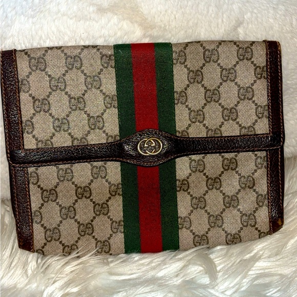 Authentic Gucci Mono Pouch - Picture 1 of 10
